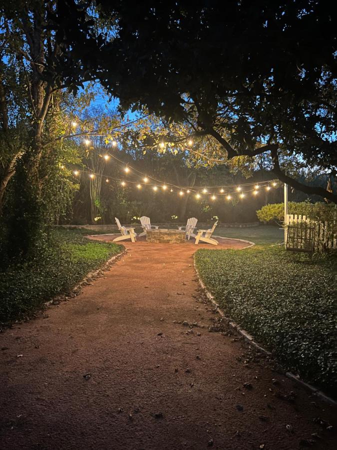 The Plantation House Boutique Inn Pflugerville Exterior photo