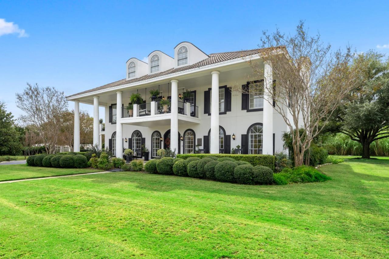 The Plantation House Boutique Inn Pflugerville Exterior photo