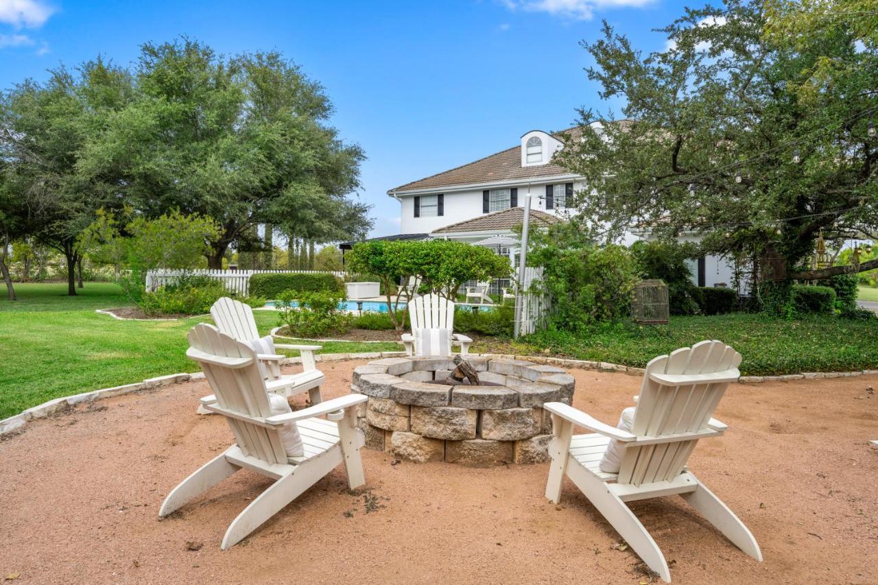 The Plantation House Boutique Inn Pflugerville Exterior photo